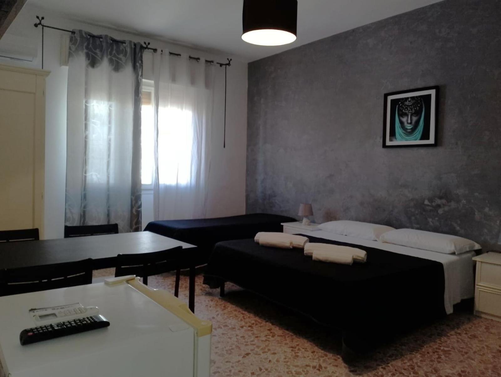 Alghero Seaside Guest House - Affittacamere Eksteriør billede